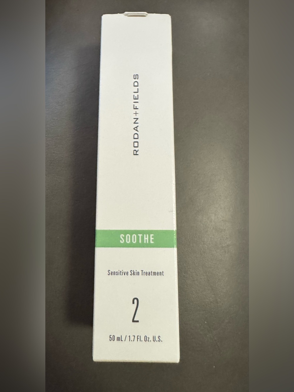 Rodan + Fields Soothe Sensitive Skin Treatment, NWT - White/Green